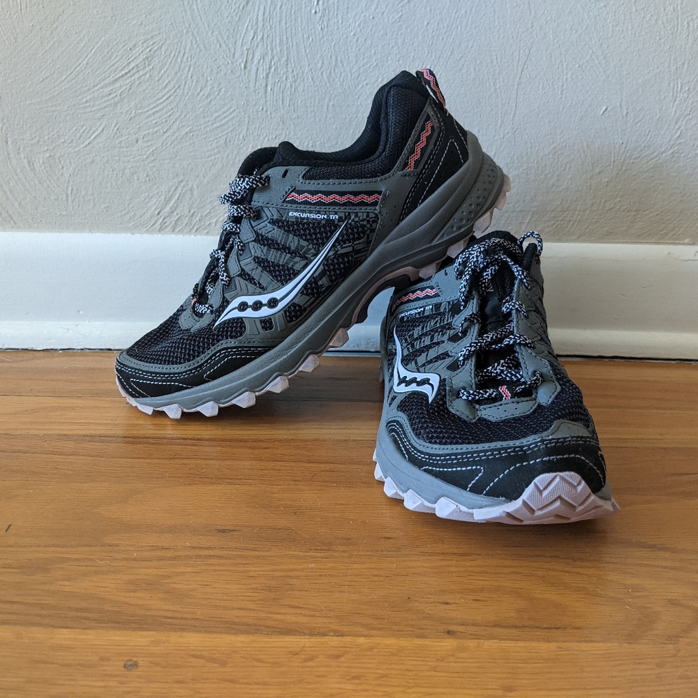 Saucony Grid Excursion TR Running Shoes